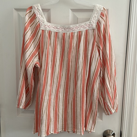 LC Lauren Conrad Lace Peasant Top - Picture 2 of 6